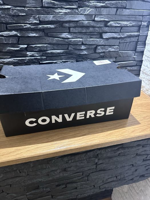 Converse - El Distrito 2.0