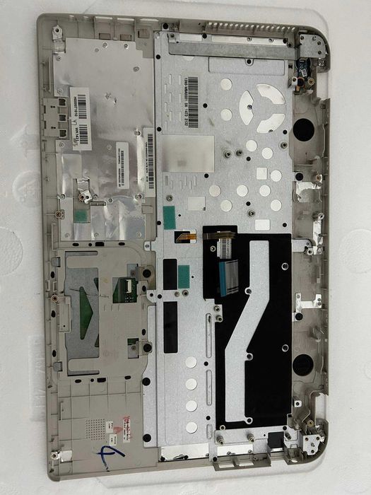 Palmrest Toshiba P50 - Compatível com outros modelos