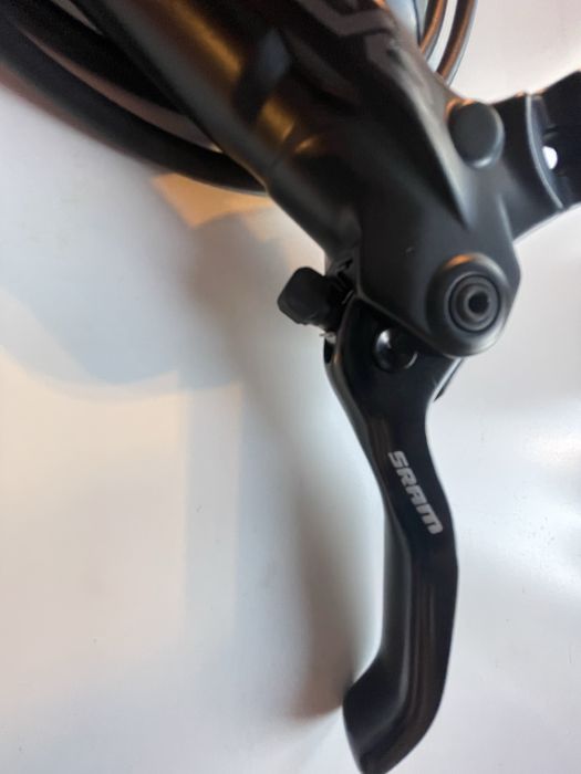 hamulec tarczowy sram Code R