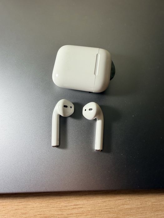 навушники Airpods 2
