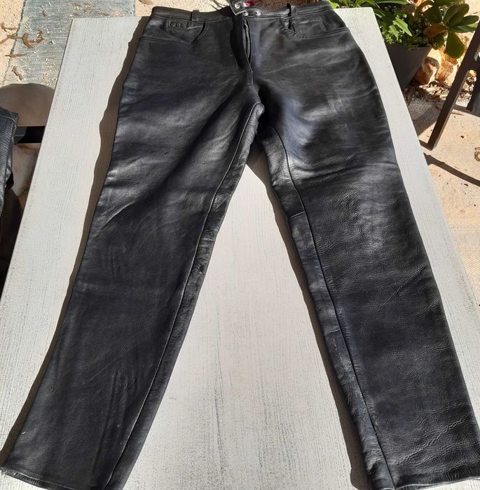 Calças e jaquetas p/motociclistas... Pants and jackets for motorbikes