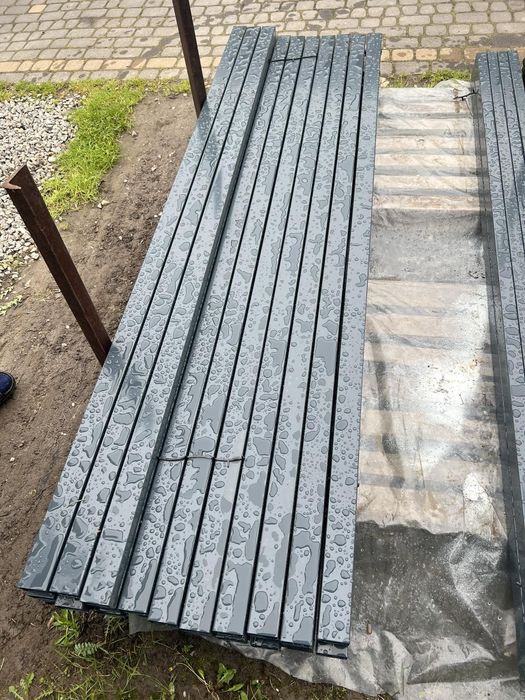 Słupki ogrodzeniowe