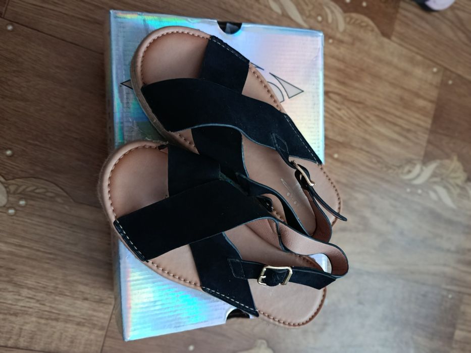 Босоніжки жіночі 36 -23см