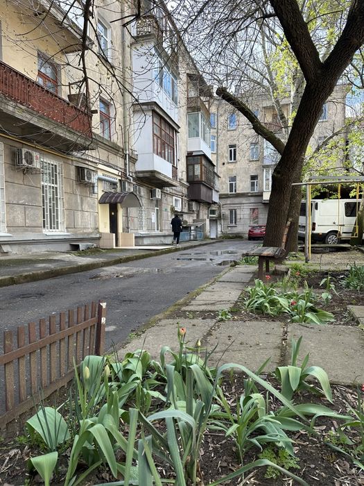 Продам 2х к.квартира «Сталинка" 60.5 кв.м.ул. Фалеевская/угол Спасская