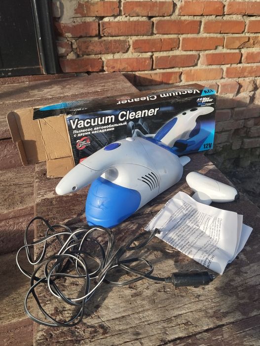 Автопилисос майже новий