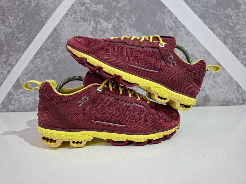 Кросівки жіночі On Cloud Burgundy & Yellow