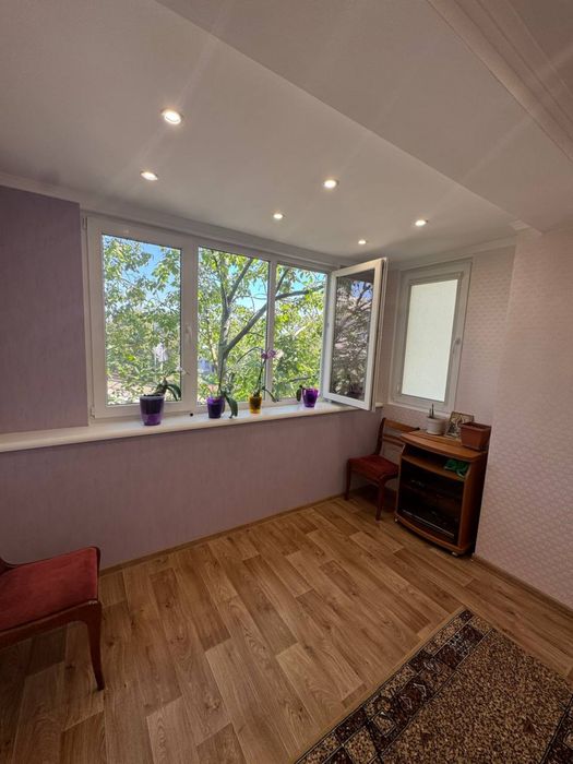 Сдам двухкомнатную квартиру с АГВ на Клушина, 3 этаж!!!