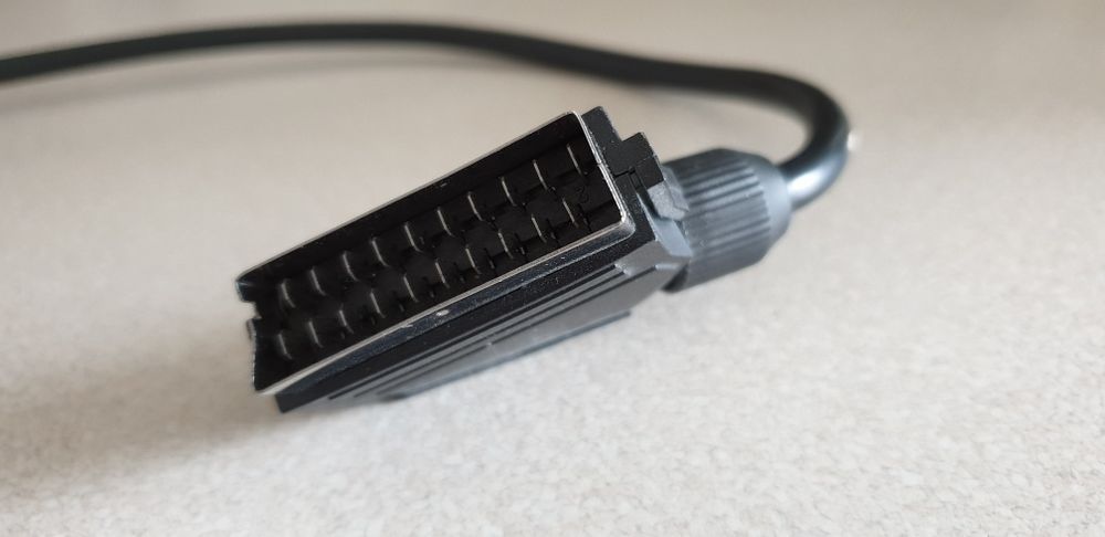Rozdzielacz (inline) scart na 2x scart