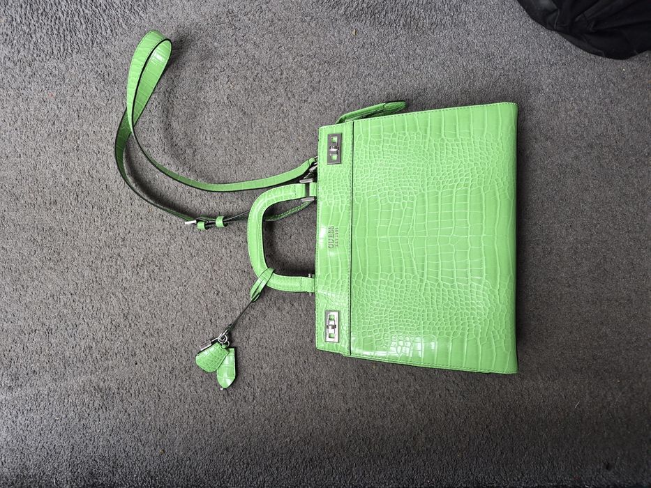 Torebka guess zielona