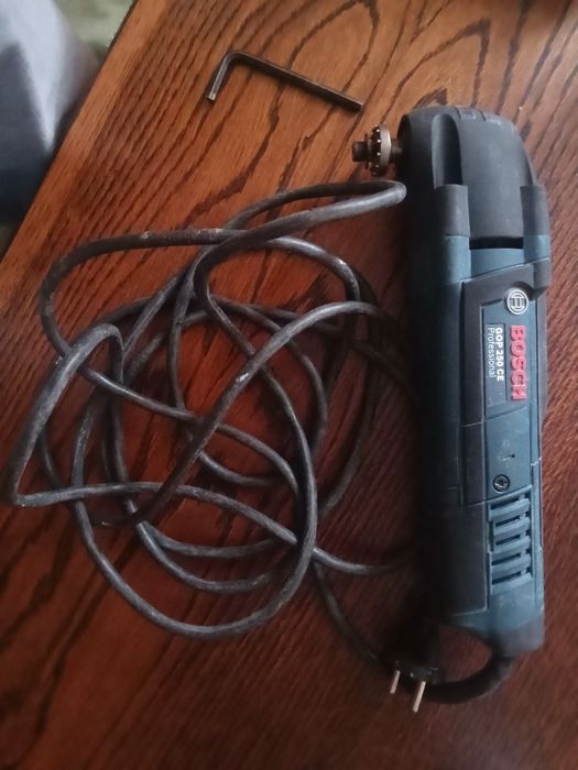 Urządzenie wielofunkcyjne Bosch GOP 250 ce