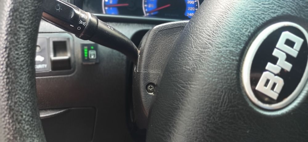 Продам BYD f3R 2012