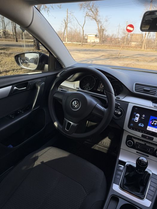 Volkswagen Passat Офіційний