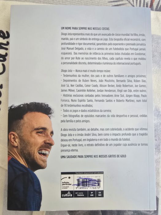 Vendo livro Diogo Jota
