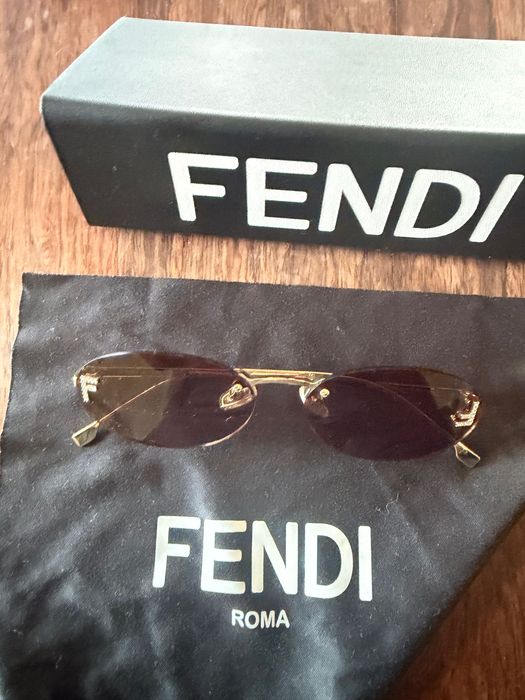 Óculos de sol Fendi