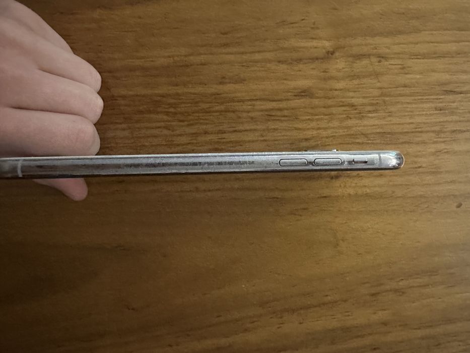 Iphone xs max 64gb + 5 etui