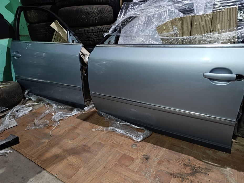Продам двері passat b5 plus колір LB5S