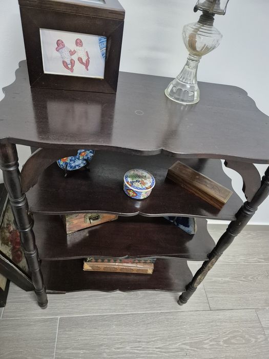 Estante de 4 prateleiras