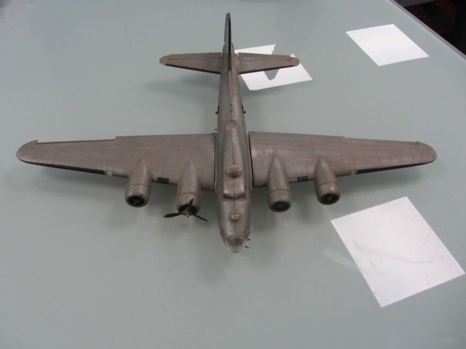 Brinquedo Avião Bombardeiro de Modelismo Vintage