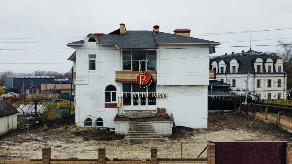 Без% Продажа дома в центре Борисполя, Старокиевская, 2 (возле площади)