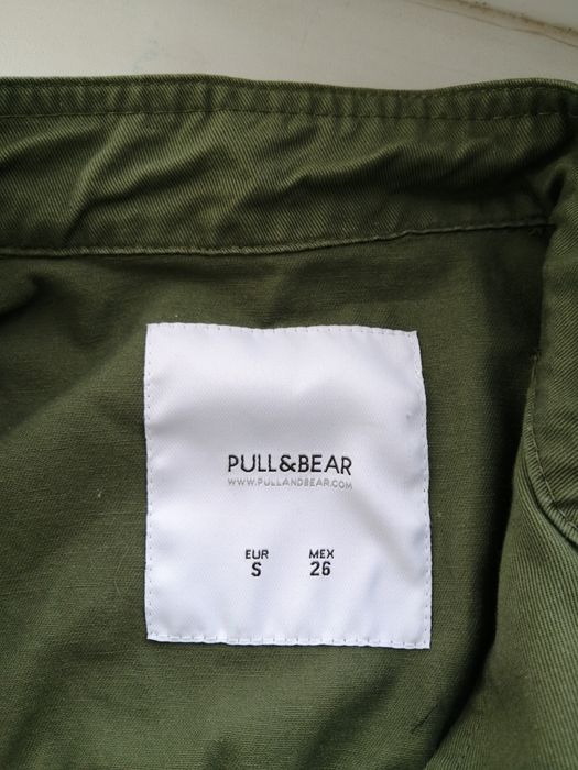 Жилетка Pull and Bear жіноча, розмір S, хакі, з кишенями, мілітарі