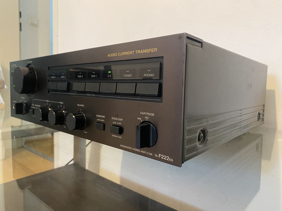 Підсилювач уисилитель Sony TA-F 222 ES