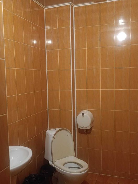 (3) Продам комерційне приміщення на Ближньому Замості 0756