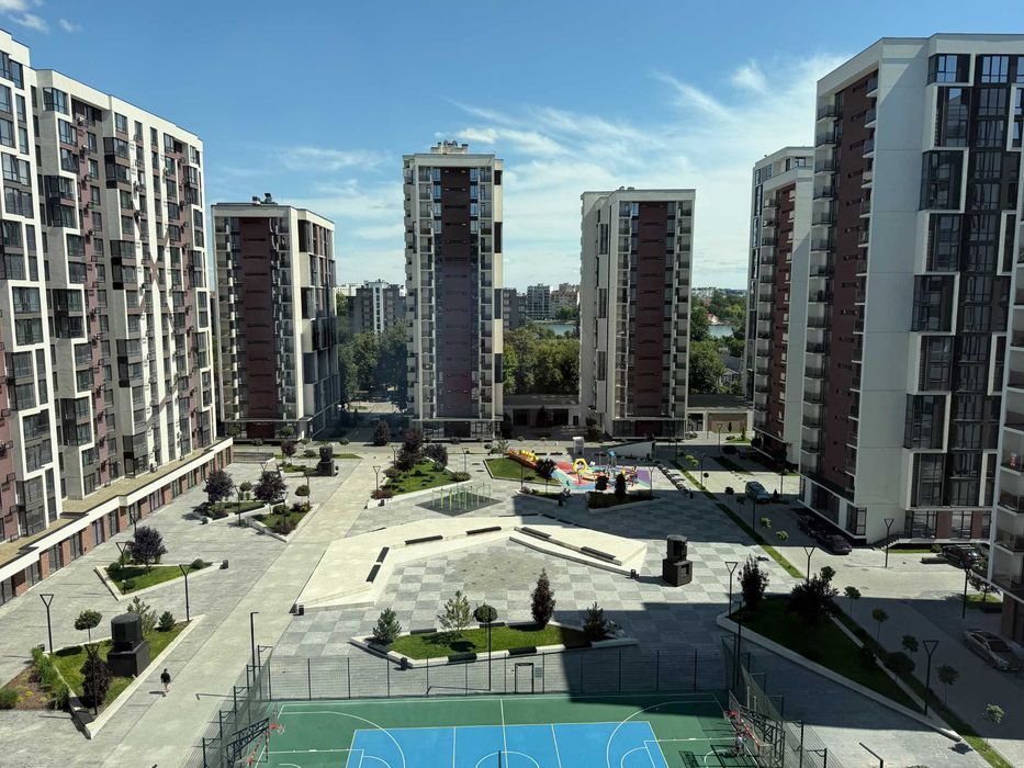2-кімнатна з ремонтом у ЖК MANHATTAN, біля озера!