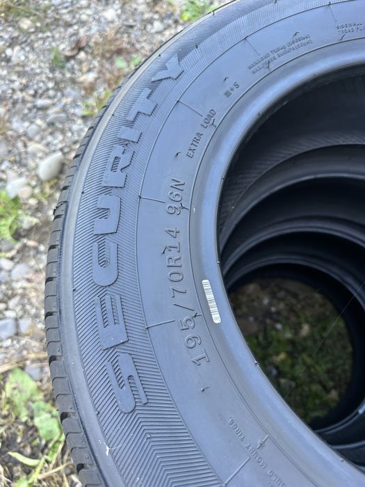 195/70/14 Security Radial AW414