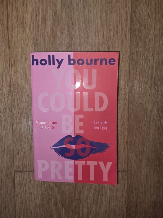 Книга англійською мовою новела англійською You could be so pretty