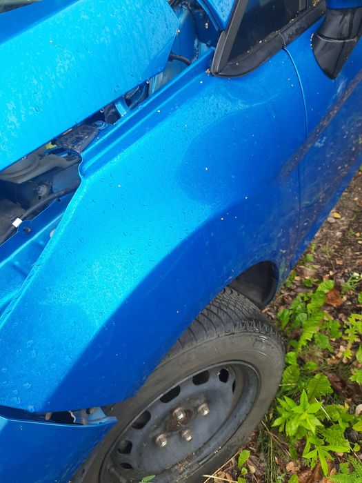 Lewy błotnik - Ford Fiesta MK7 8CME