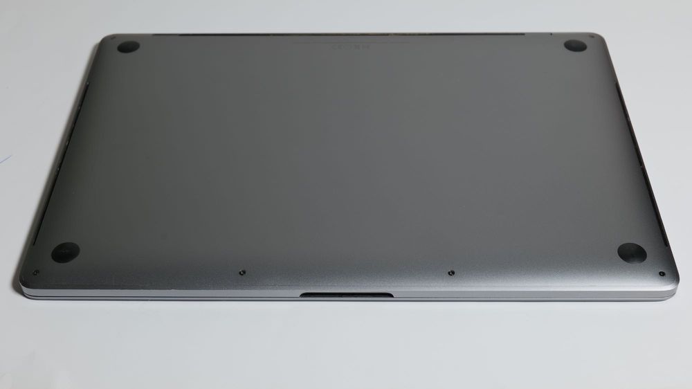  MacBook Pro 15” A1707 (2017) • i7 • 16GB • 250GB SSD #69