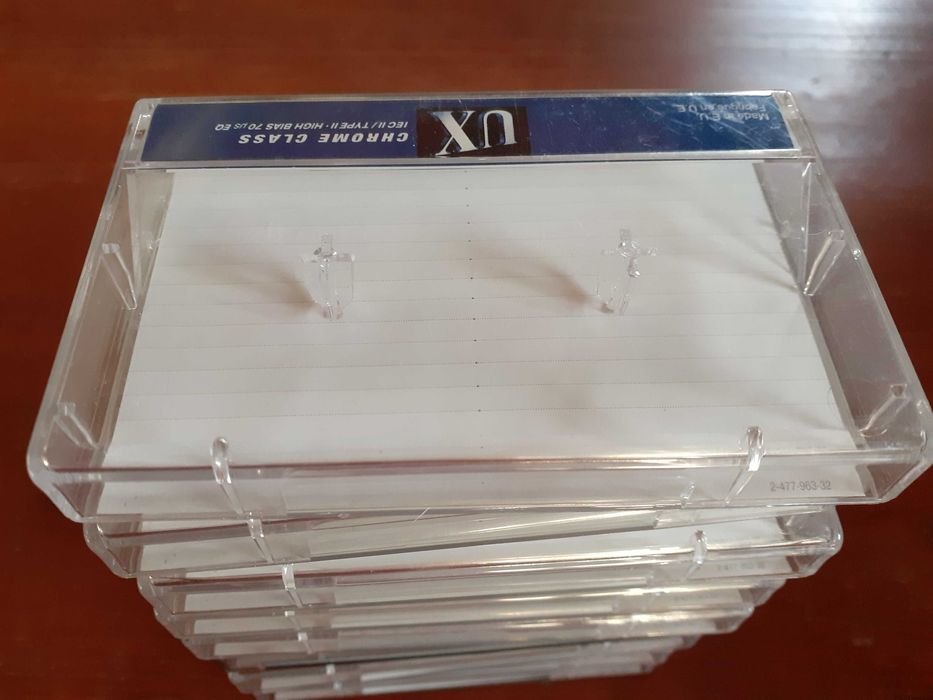 Caixa para cassetes de música