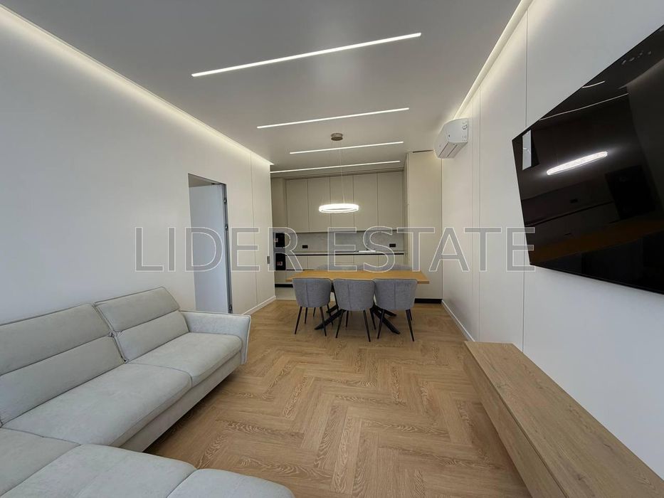 Продаж 2-кімнатної квартири в ЖК Uzh Towers | Слов'янська набережна, Ужгород