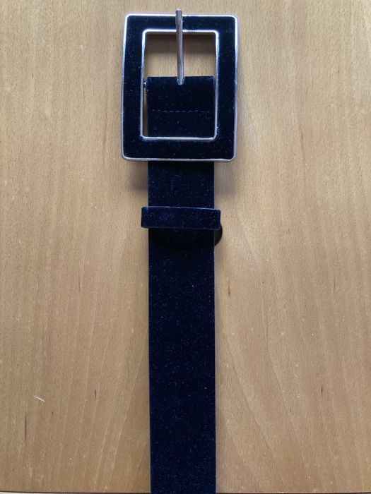 Cinto preto aveludado com fivela Novo Zara