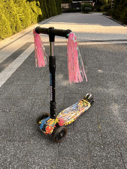 Hulajnoga swiecąca 3 kołowa