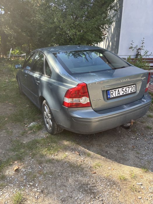 Volwo s 40 1,8 t rezerwacja