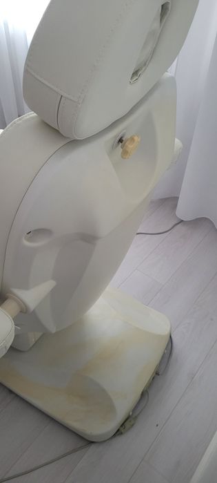 Fotel kosmetyczny elektryczny Azzurro 708A