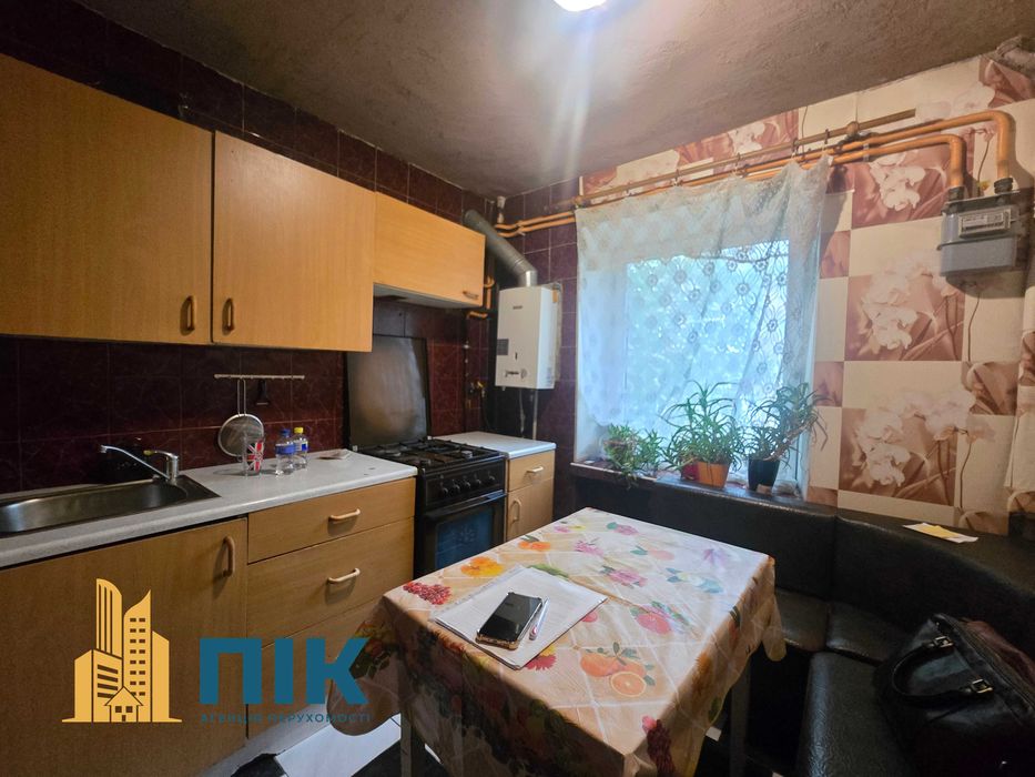 Без%! 3к на вул. Олени Телиги, три окремі кімнати, житловий стан, цегляний будинок і є ГАЗ