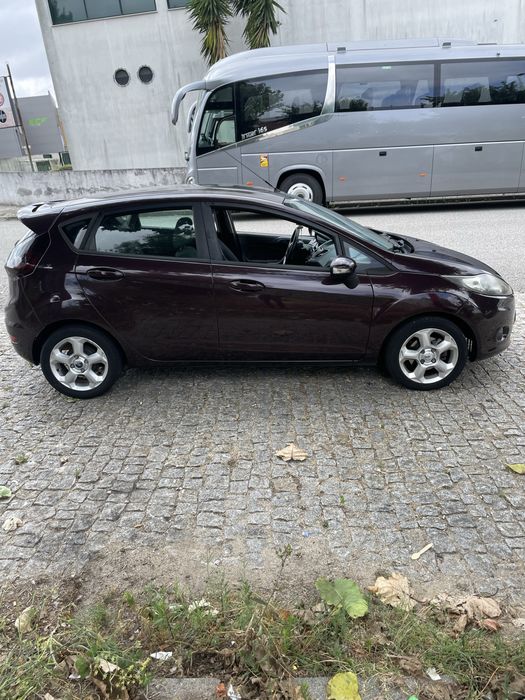 Vendo ford fiest 1.4 gasolina 90cv