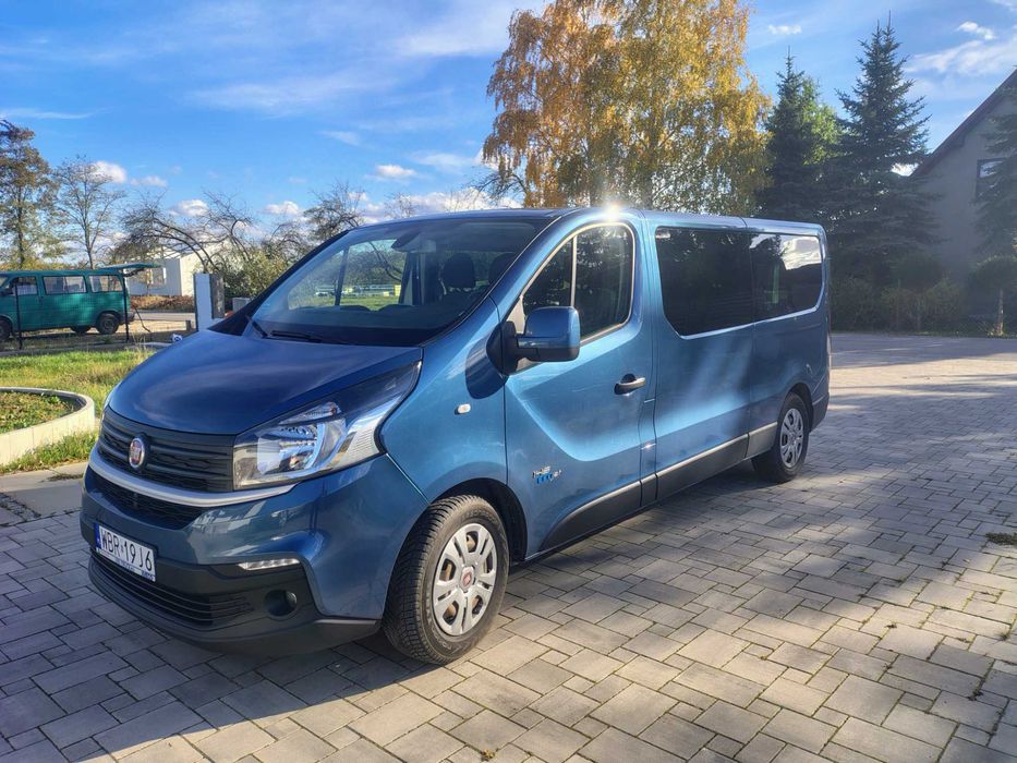 Wynajem/ wypożyczalnia bus 9 osób, Long Radom Warszawa