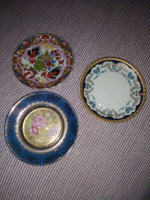 Pratos decorativos pequenos64584342829315120