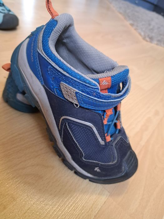 Взуття кросівки Quechua 28-29 розмір