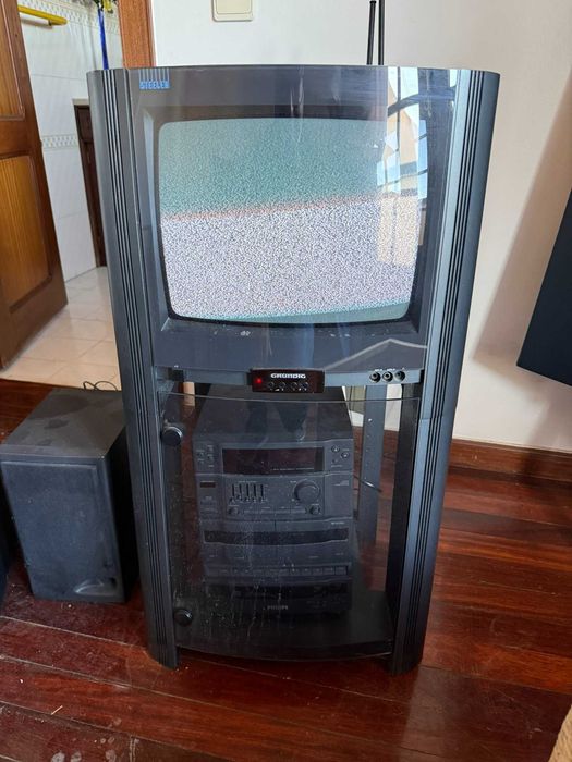 TV CRT Grundig Steeler Retro Gaming + Móvel + Comando Original