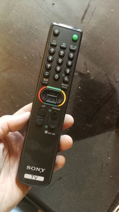 TV Sony triniton kv-14M1E