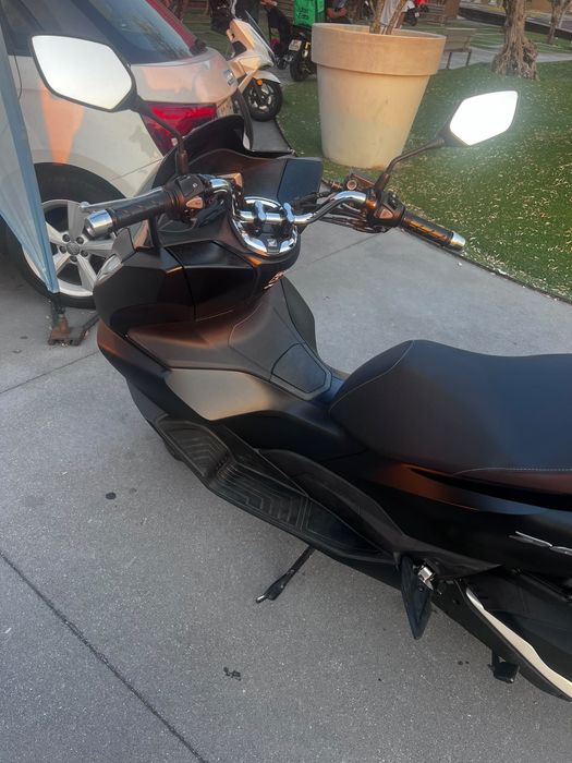 Moto Honda PCX 2023