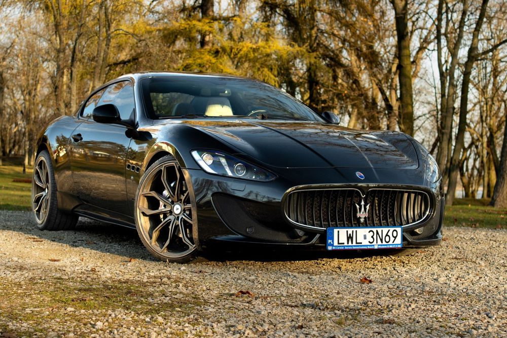 Maserati GranTurismo | Czarna alcantara | Biała skóra | Świetna konfiguracja