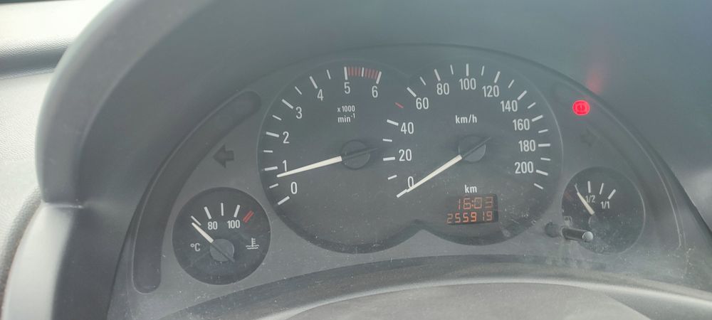 Opel Corsa C 1.7 DI  Isuzu