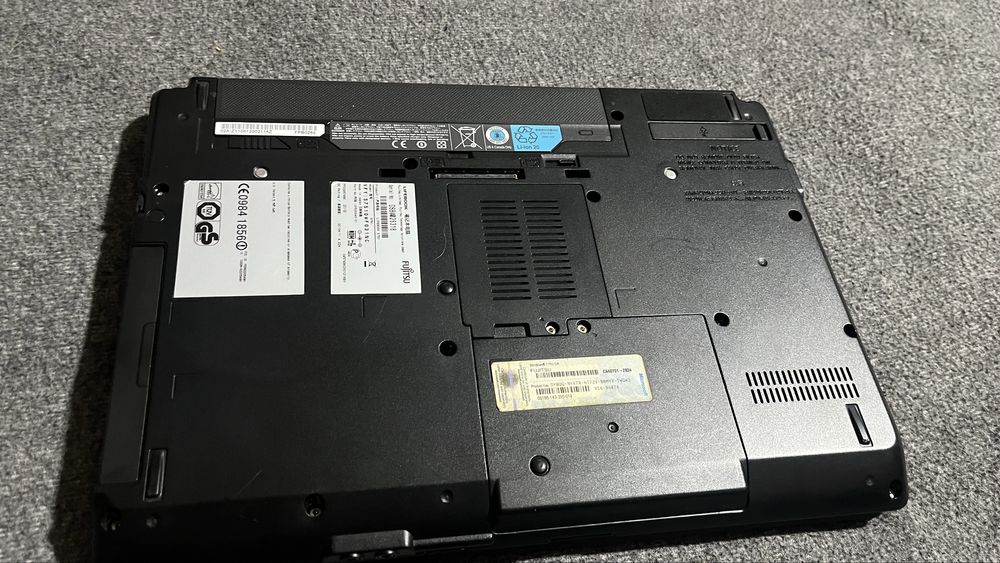 Ноутбук Fujitsu LifeBook S751