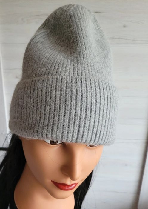 Świetna ciepła czapka casual beanie