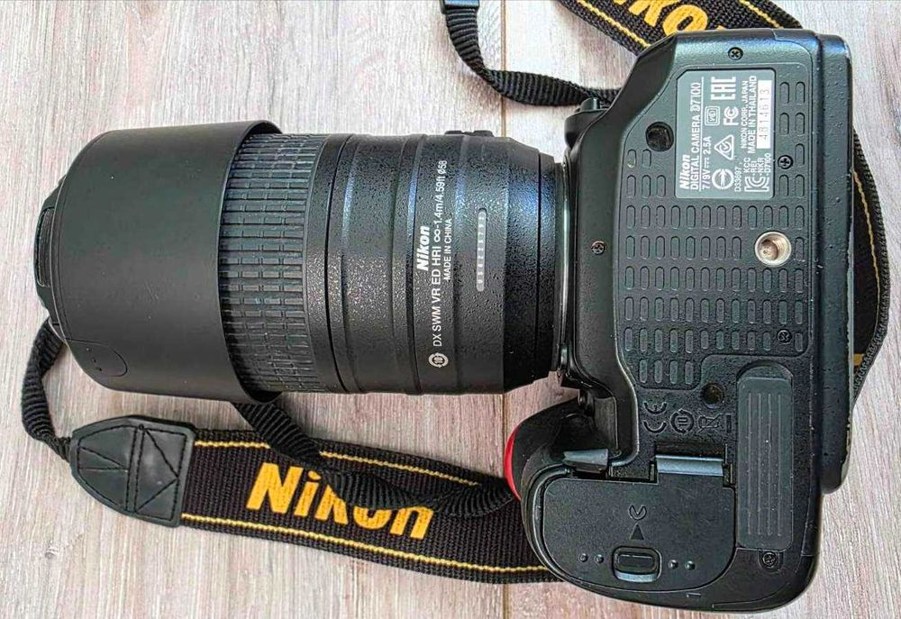 Фотоапарат Nikon D7100 + обʼєктив Nikon 55-300mm f/4.5-5.6 G ED